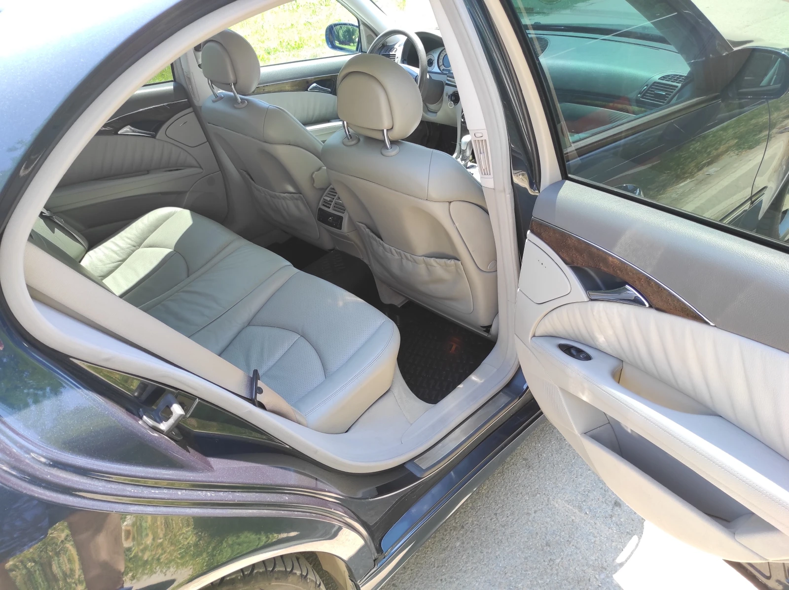 Mercedes-Benz E 500, снимка 13 - Автомобили и джипове - 55049406