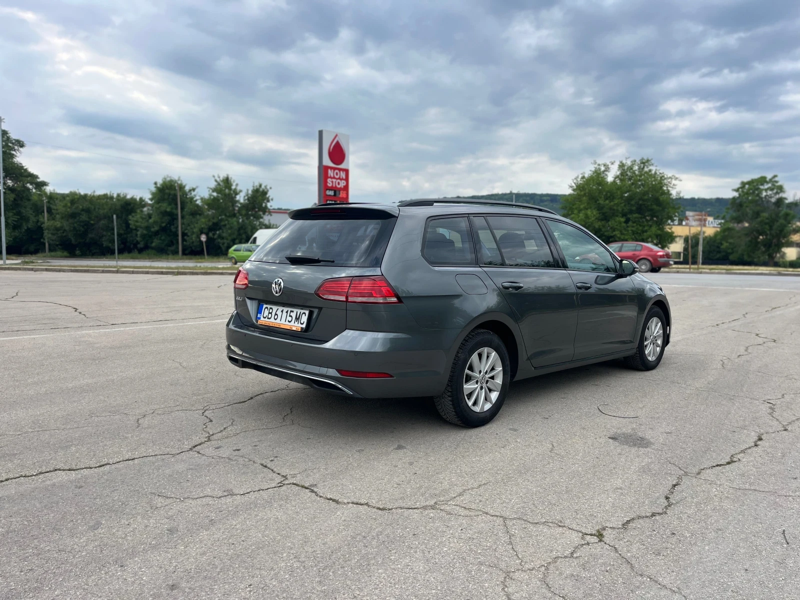 VW Golf Variant, снимка 6 - Автомобили и джипове - 55125957