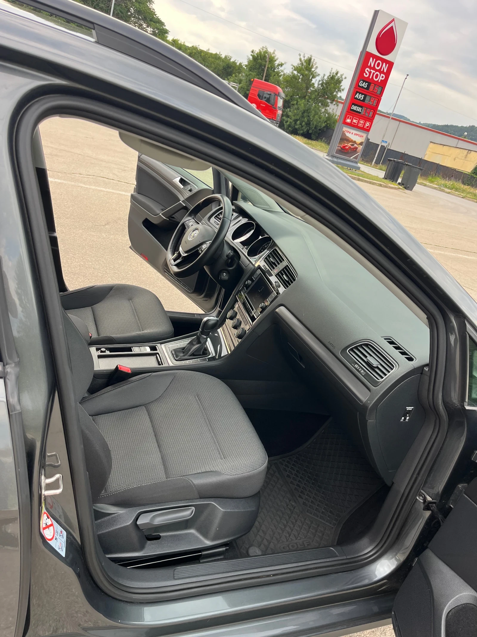 VW Golf Variant, снимка 14 - Автомобили и джипове - 55125957