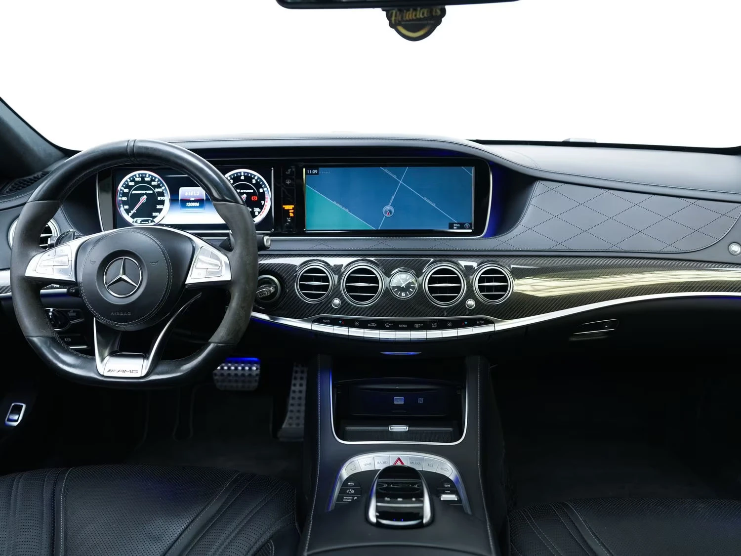 Mercedes-Benz S 63 AMG 4MATIC/585HP/L/NIGHT/PANO/360/BURM/MEMO/HUD/551q, снимка 7 - Автомобили и джипове - 55478198
