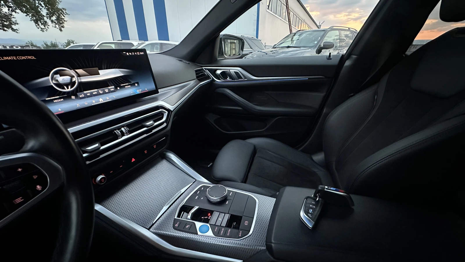 BMW i4 eDrive40 | M PACK | 80kWh | Mobile.bg � ����������� 12