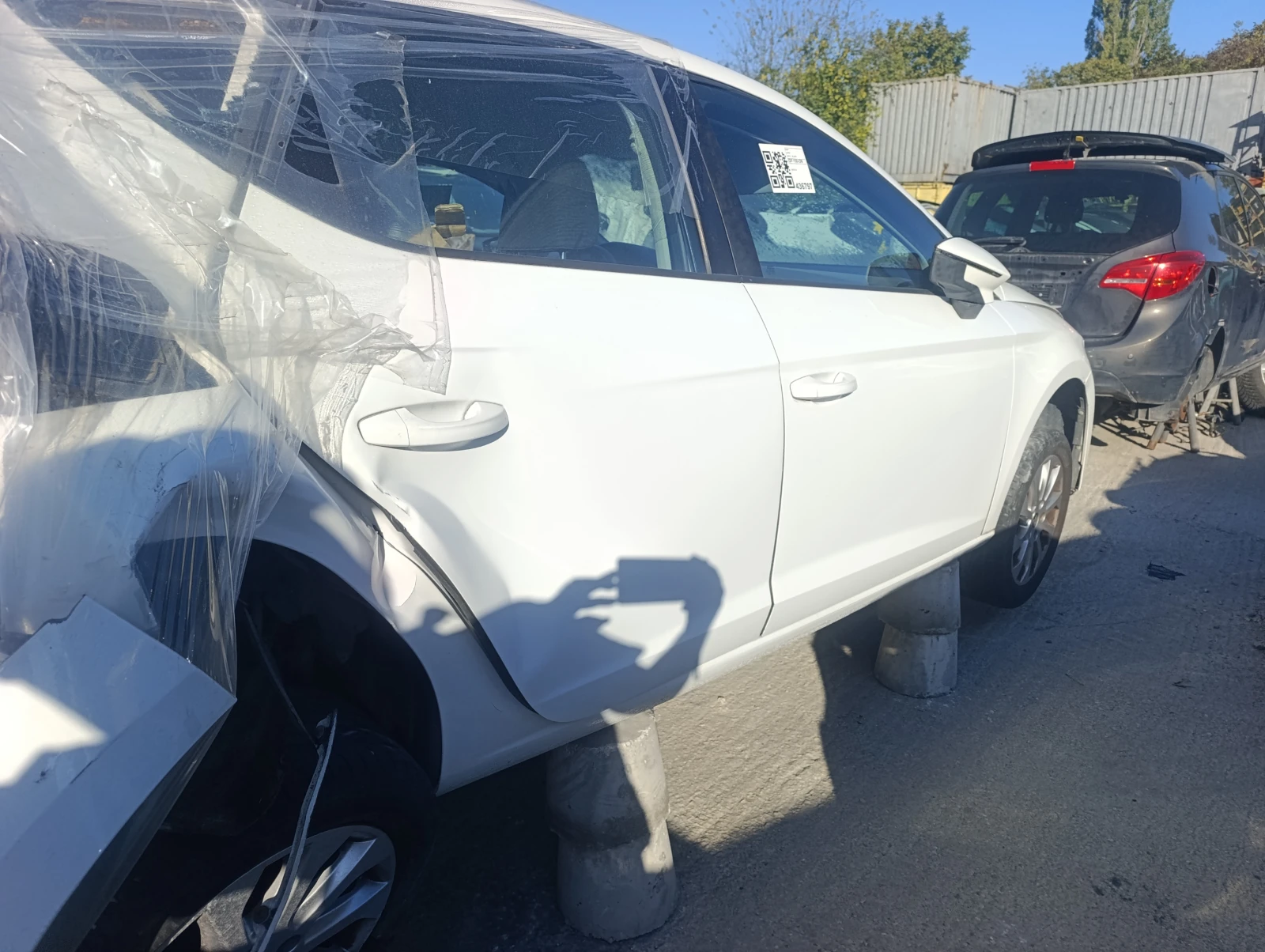 Seat Leon 2.0TDI, снимка 4 - Автомобили и джипове - 56014126
