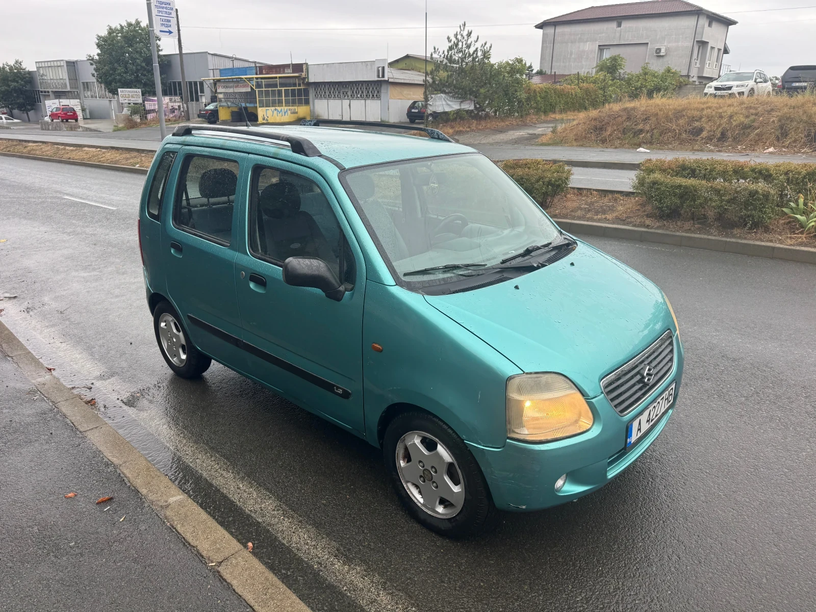Suzuki Wagon r 1.3 i, снимка 11 - Автомобили и джипове - 56055923