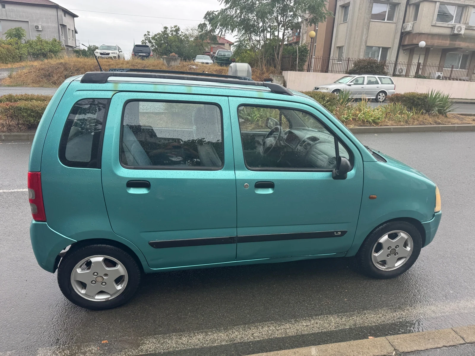 Suzuki Wagon r 1.3 i, снимка 8 - Автомобили и джипове - 56055923