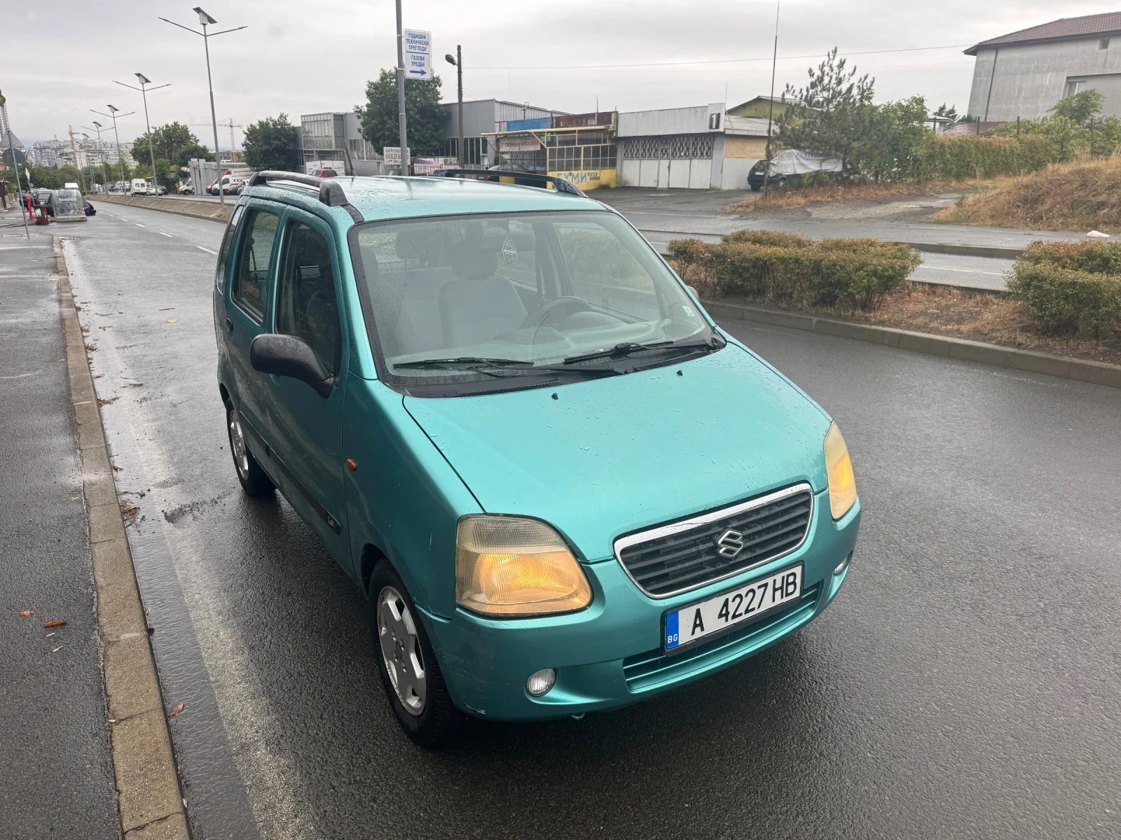 Suzuki Wagon r 1.3 i, снимка 10 - Автомобили и джипове - 56055923