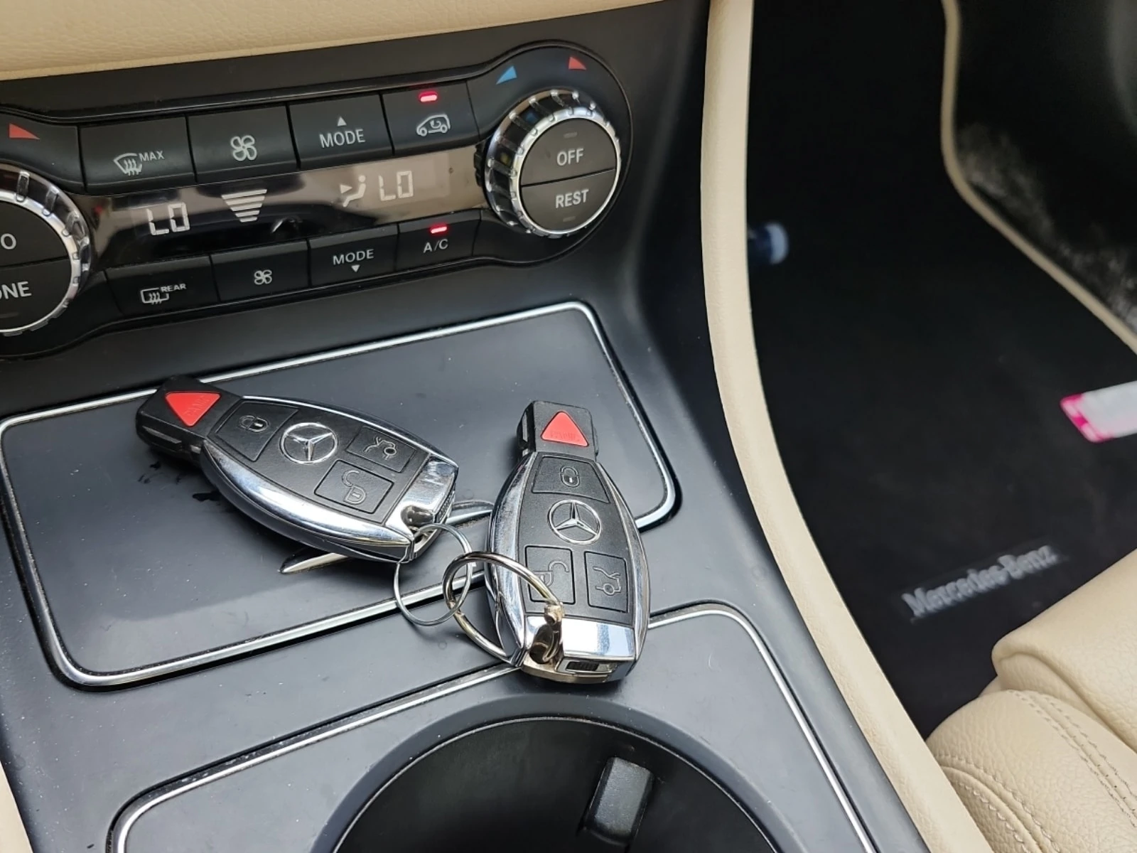 Mercedes-Benz CLA * 250 * CARFAX * 2 КЛЮЧА * ПОДГРЕВ* , снимка 8 - Автомобили и джипове - 56115030
