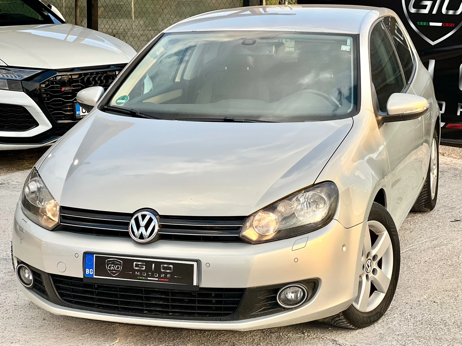 VW Golf 1.2TSI* 6-скорости* Навигация* , снимка 2 - Автомобили и джипове - 56127188