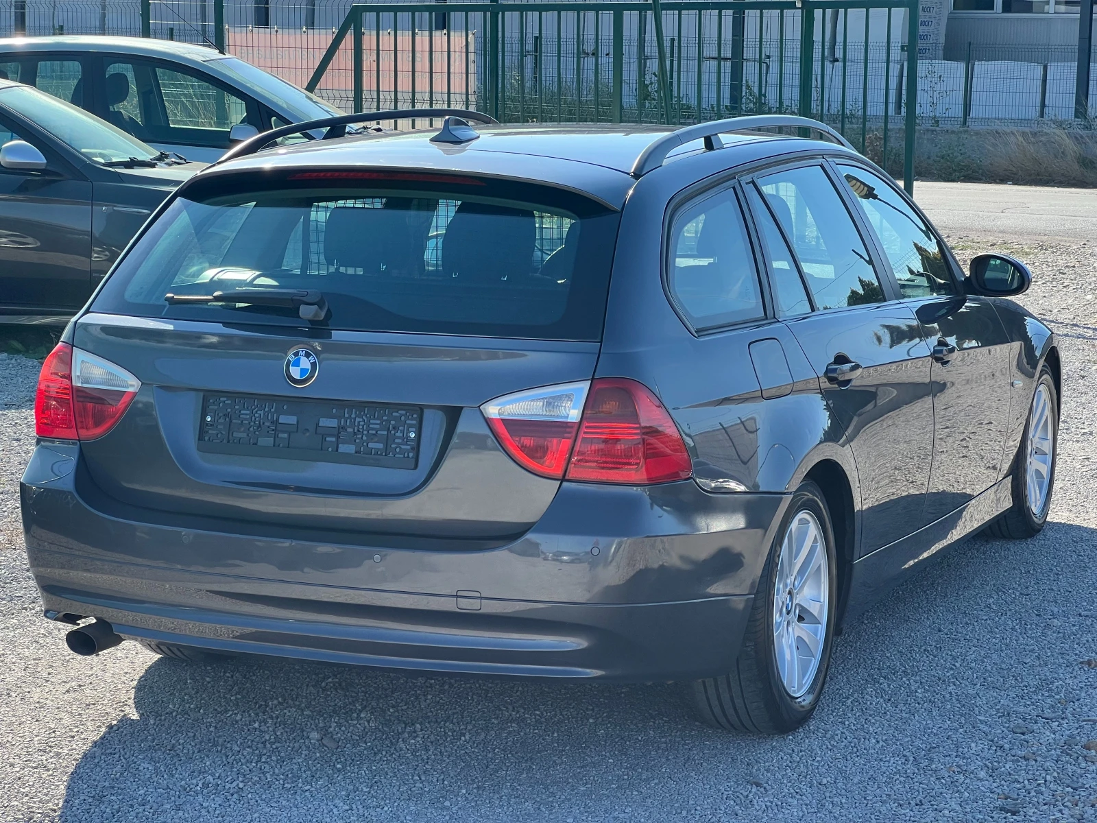 BMW 320 D, снимка 4 - Автомобили и джипове - 56312652