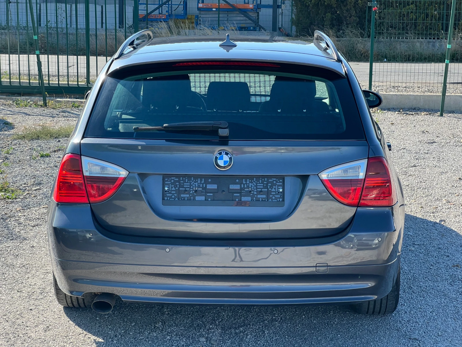 BMW 320 D, снимка 5 - Автомобили и джипове - 56312652