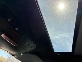 Mercedes-Benz GLC 300 ПАНО * ПОДГРЕВИ * KEYLESS * CARFAX, снимка 14