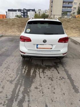 Обява за продажба на VW Touareg 3.0 TDI V6 ~46 800 лв. - изображение 9