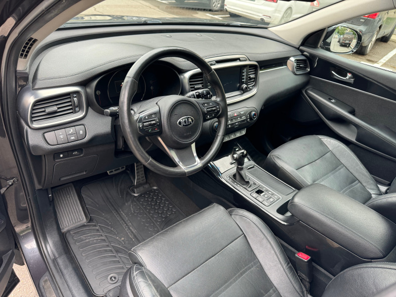 Kia Sorento 2.2CRDI Spirit 7 местен 4WD , снимка 9 - Автомобили и джипове - 46450220