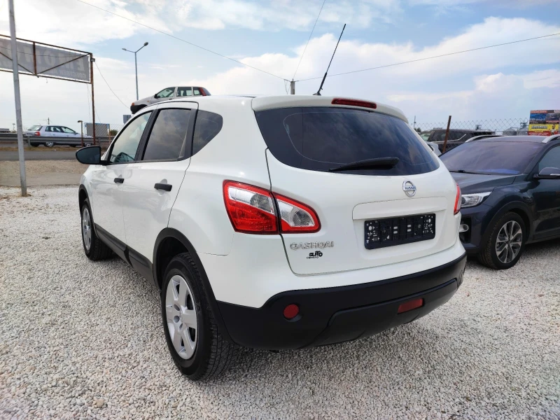 Nissan Qashqai 1.6 117hp FACE LIFT, снимка 4 - Автомобили и джипове - 47291429