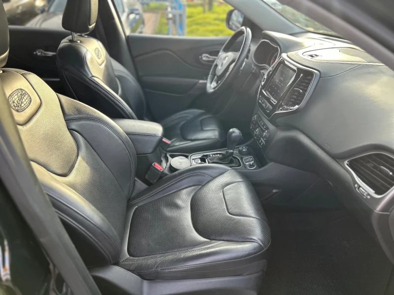 Jeep Cherokee EURO 6D, снимка 12 - Автомобили и джипове - 52839003