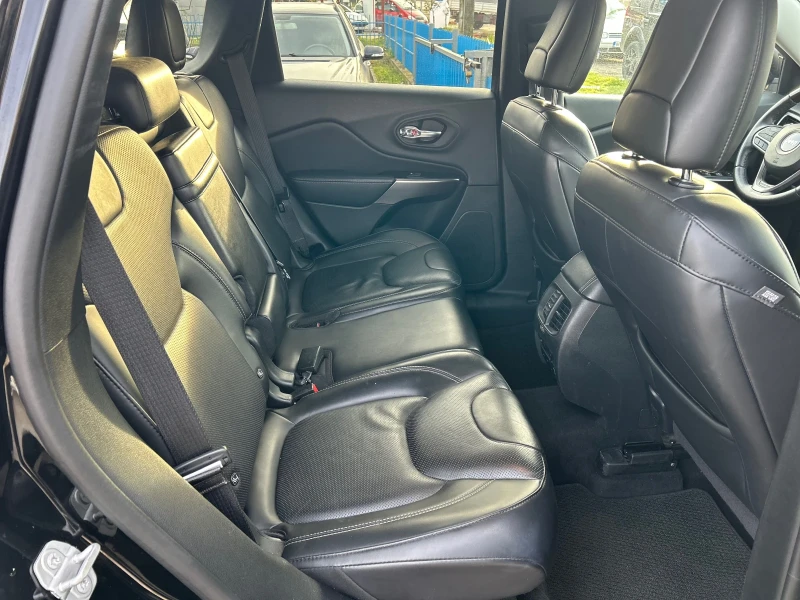 Jeep Cherokee EURO 6D, снимка 11 - Автомобили и джипове - 52839003