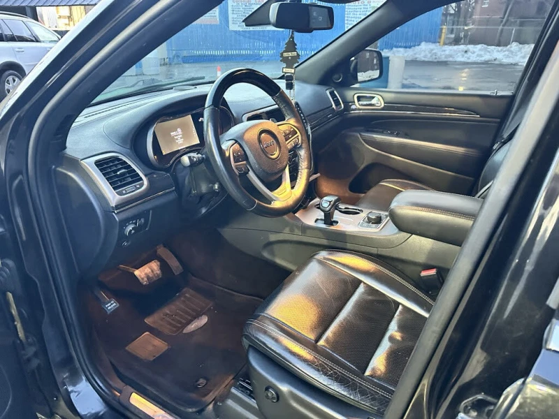 Jeep Grand cherokee Overland 4WD, снимка 14 - Автомобили и джипове - 53075016