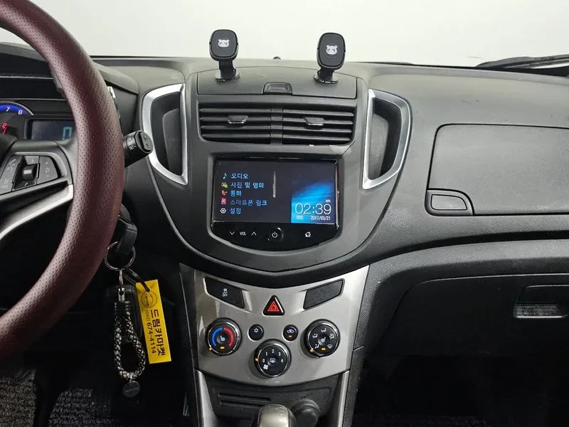 Chevrolet Trax 1.4, снимка 15 - Автомобили и джипове - 54330261