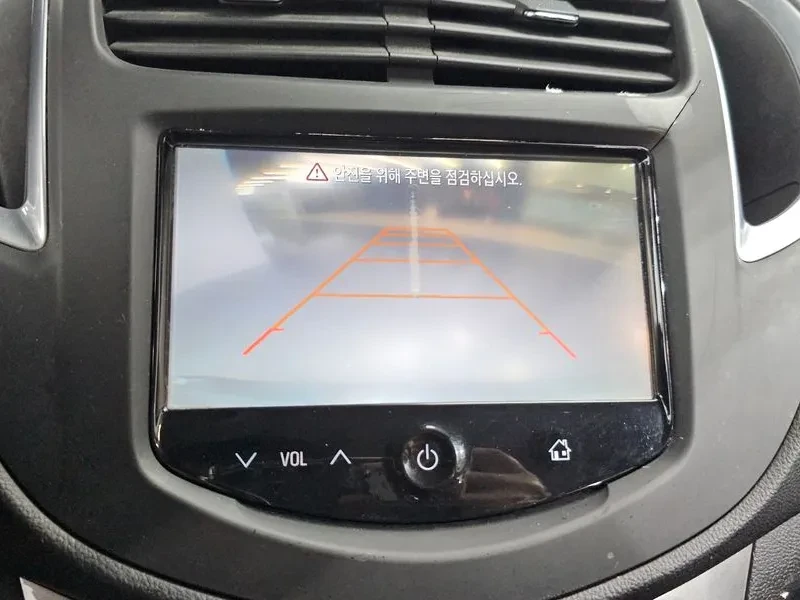 Chevrolet Trax 1.4, снимка 16 - Автомобили и джипове - 54330261