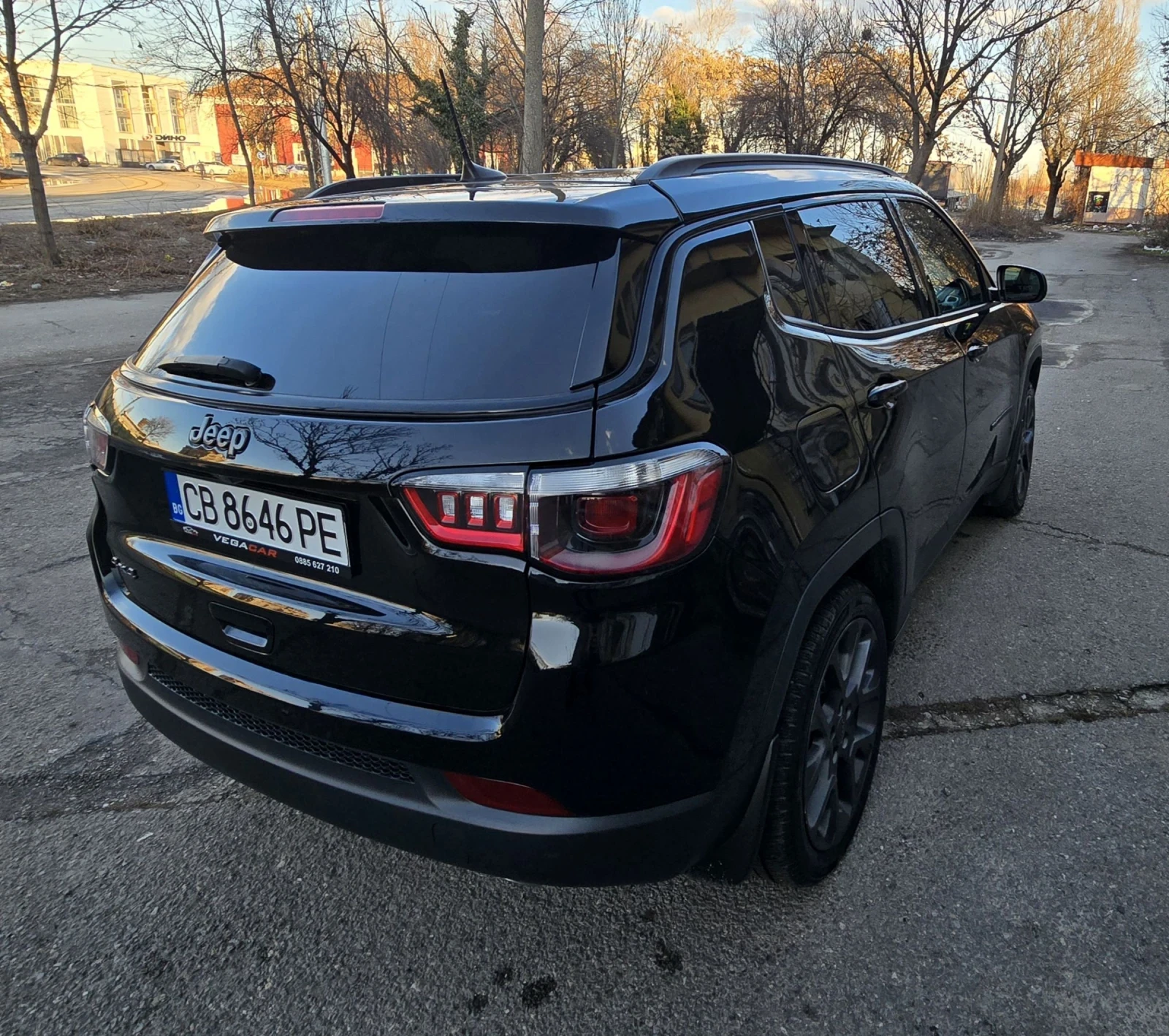 Jeep Compass 2, 4куб, 182кс, automatic, 4x4, камера, газ/бензин - изображение 10