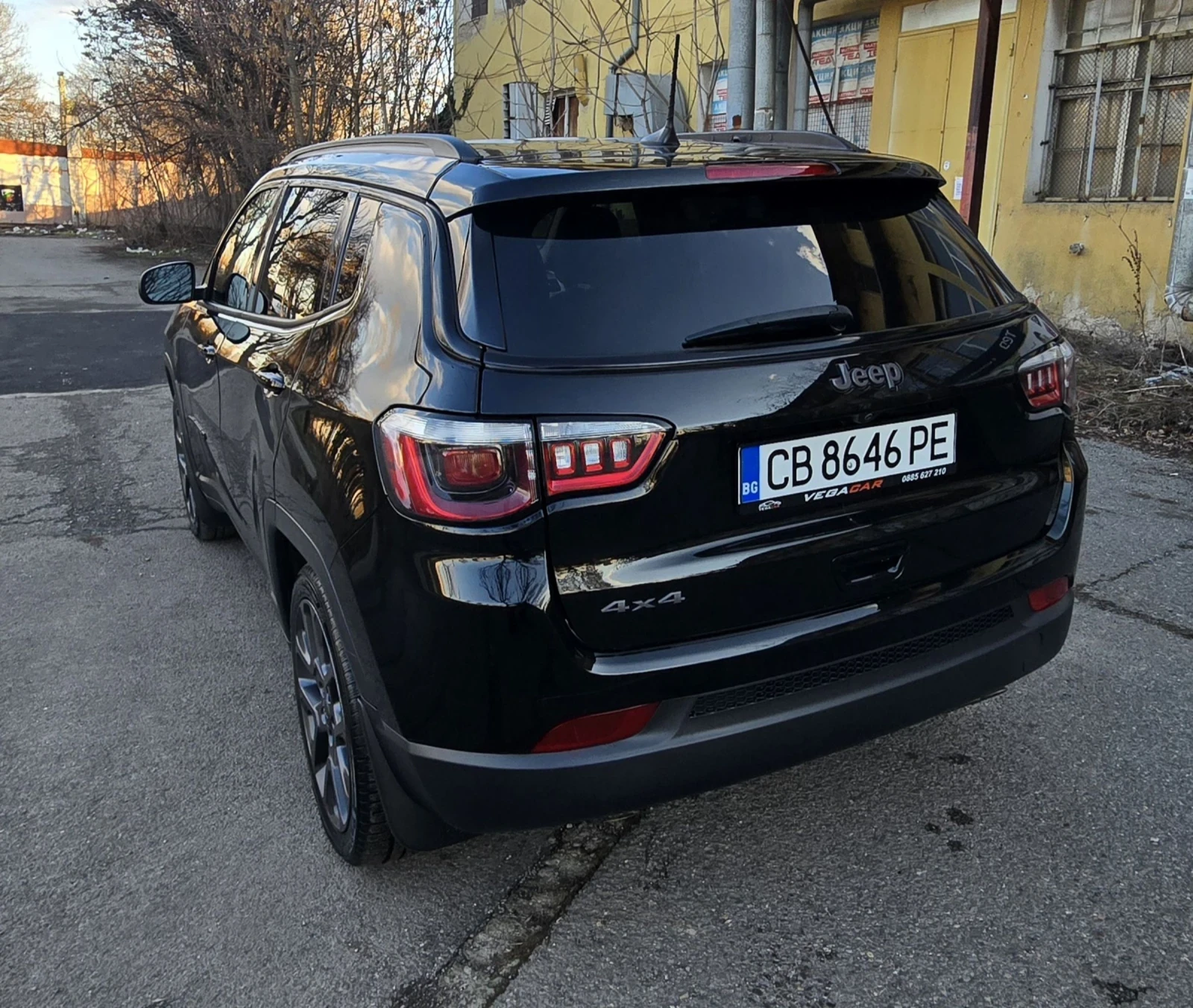Jeep Compass 2, 4куб, 182кс, automatic, 4x4, камера, газ/бензин - изображение 8
