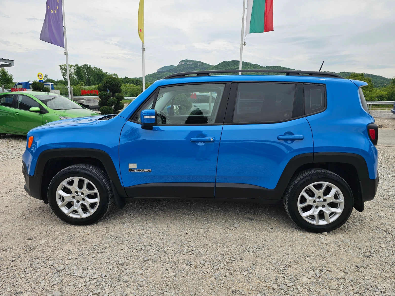 Jeep Renegade 2.0M-JET 4X4 - изображение 2