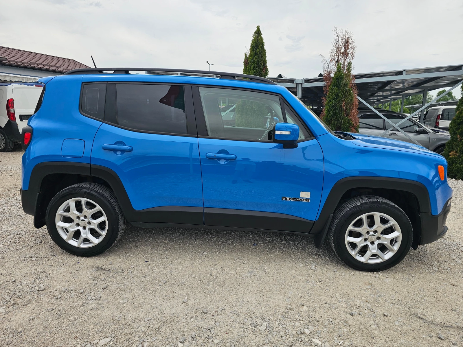Jeep Renegade 2.0M-JET 4X4 - изображение 6