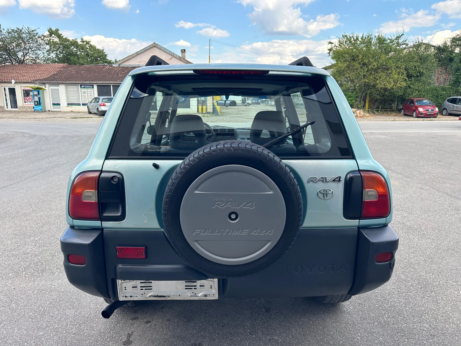 Toyota Rav4 2.0i 4x4 Климатик Италия - изображение 6