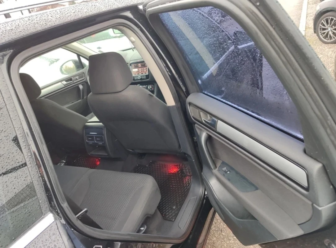 VW Touareg 3.0TDI 4-MOTION 8ск. - изображение 7