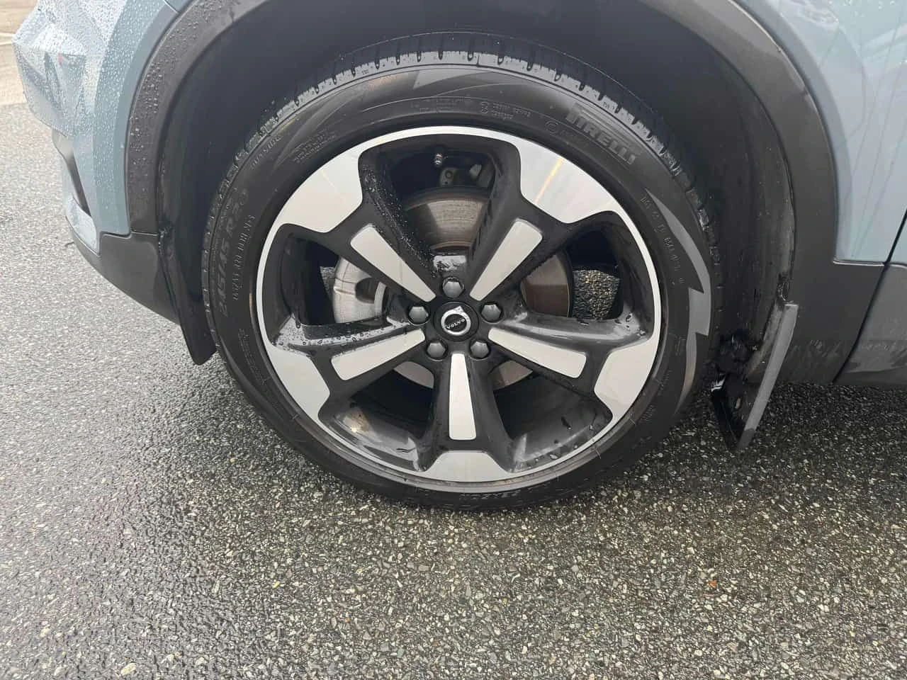 Volvo XC40 * Inscription * CARFAX * ПОДГРЕВИ * КАМЕРА , снимка 12 - Автомобили и джипове - 53818535