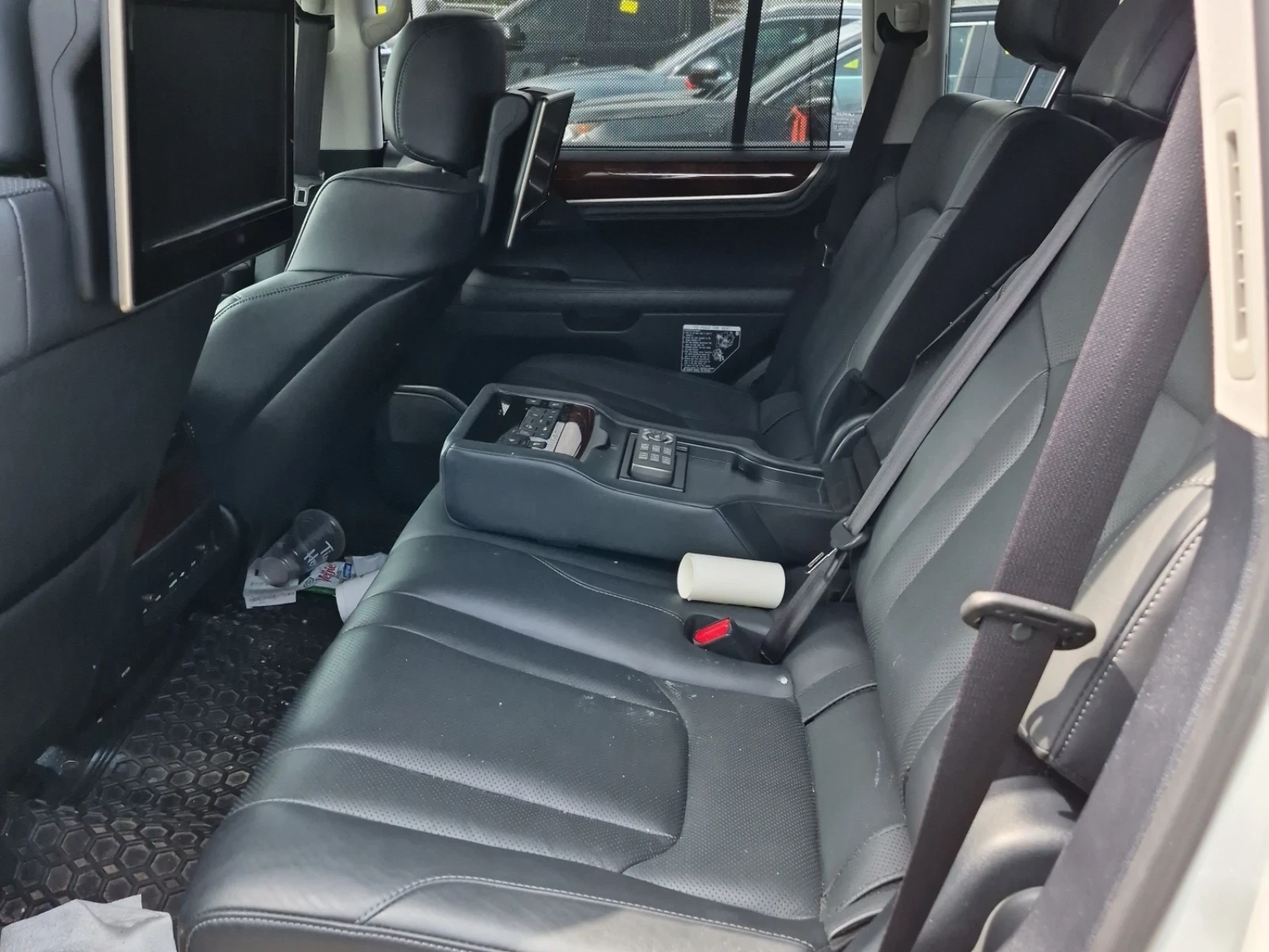 Lexus LX 570 7 ������ * ����� �������� * CARFAX * ���� ������  | Mobile.bg � ����������� 9