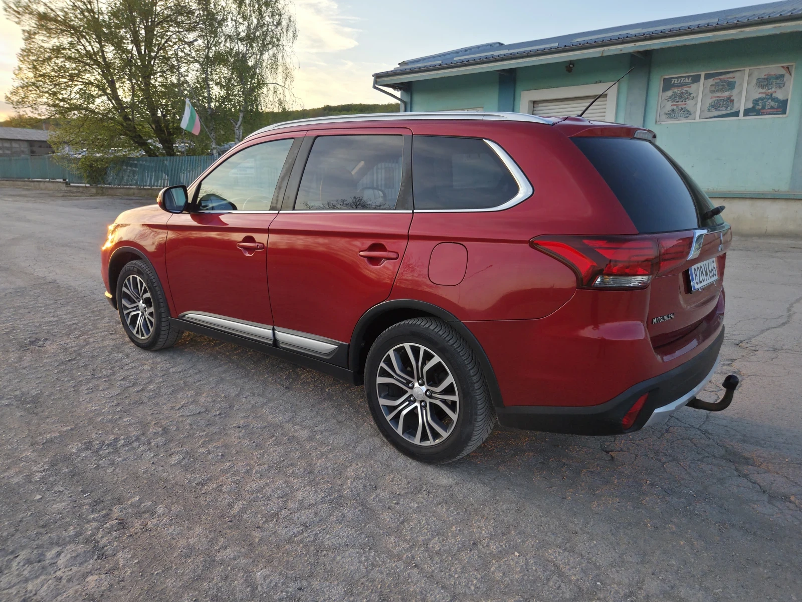 Mitsubishi Outlander DIAMONT!!! 2.2D 150k.c.2016г.внос от Швейцария , снимка 6 - Автомобили и джипове - 54443962