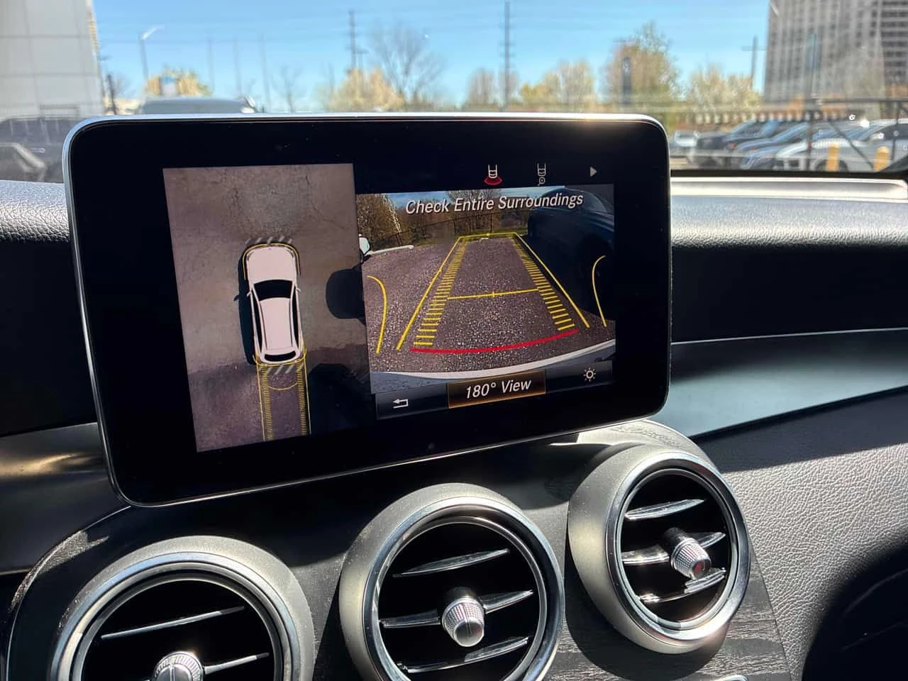 Mercedes-Benz GLC 300 ПАНО * ПОДГРЕВИ * KEYLESS * CARFAX, снимка 13 - Автомобили и джипове - 54682601