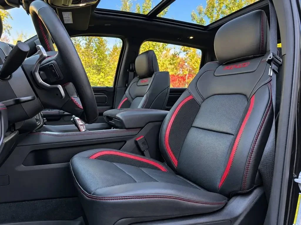 Dodge RAM 1500, снимка 11 - Автомобили и джипове - 56713367