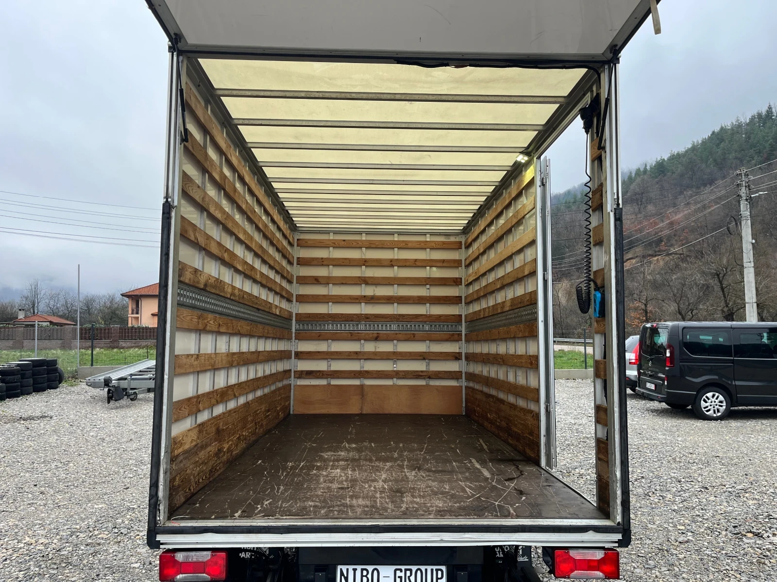 Iveco Daily 35S18* HI-MATIC* * 4.45* * LED*  | Mobile.bg   13