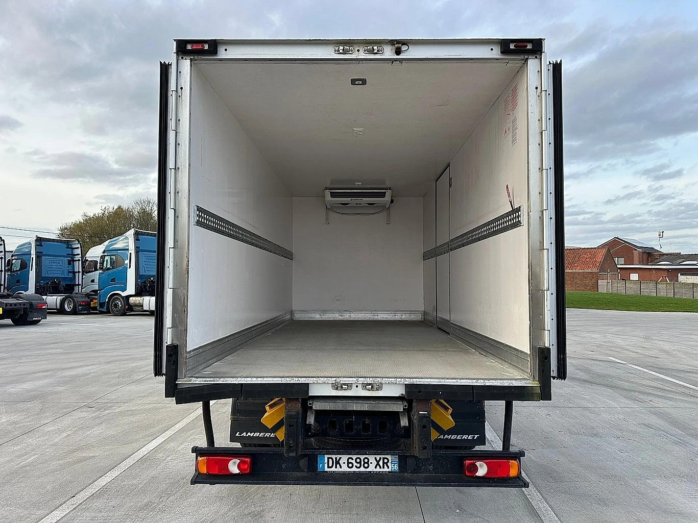 Nissan Kabstar NT500 150.65 frigo L3H2, снимка 10 - Камиони - 54130704