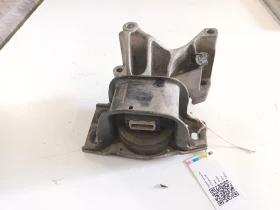 тампон мотор Рено Лагуна 2.0б