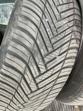 Гуми Всесезонни 245/45R20, снимка 1
