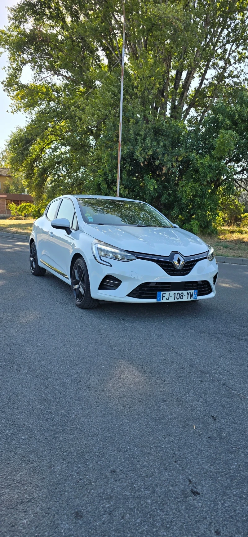 Renault Clio 1.5 dci, снимка 2 - Автомобили и джипове - 46948453