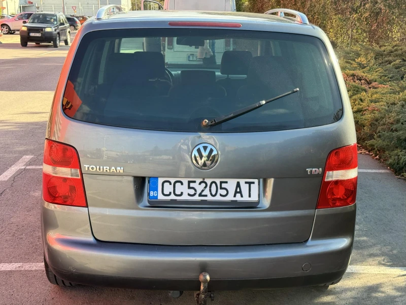 VW Touran 2, 0TDI, снимка 9 - Автомобили и джипове - 47424495