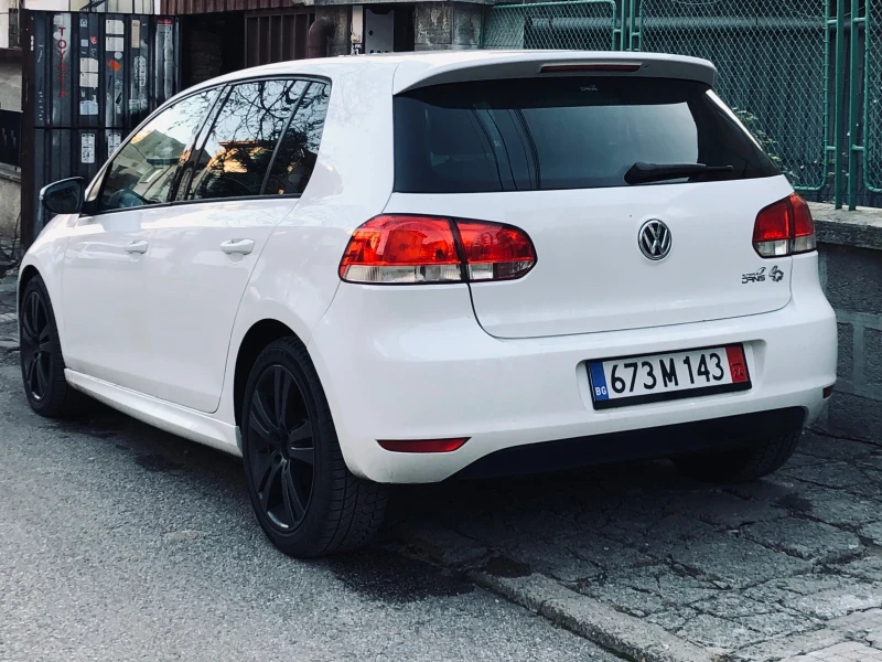 VW Golf 1.6TDI, снимка 1 - Автомобили и джипове - 48442090