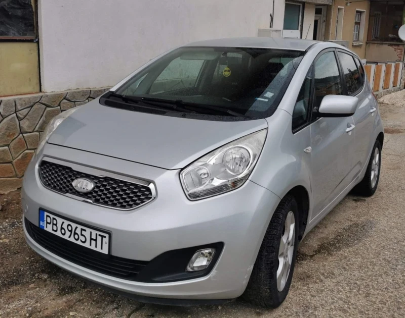 Kia Venga, снимка 1 - Автомобили и джипове - 48446002