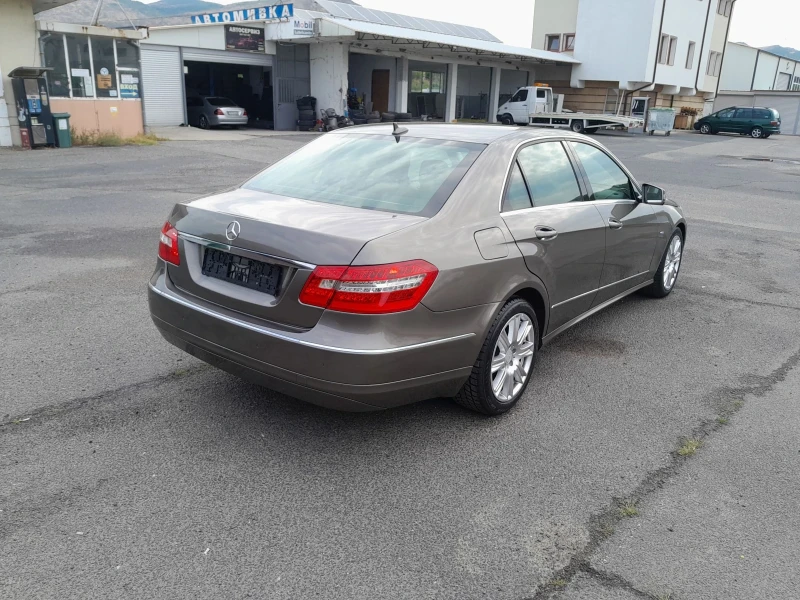Mercedes-Benz E 220 BARTER, снимка 3 - Автомобили и джипове - 52189921