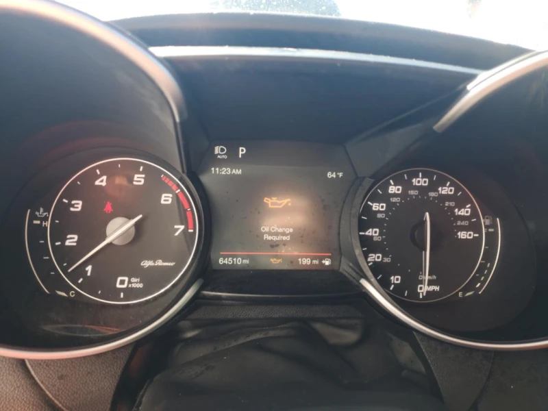 Alfa Romeo Giulia Ti * Възможност за Лизинг* , снимка 9 - Автомобили и джипове - 53034151