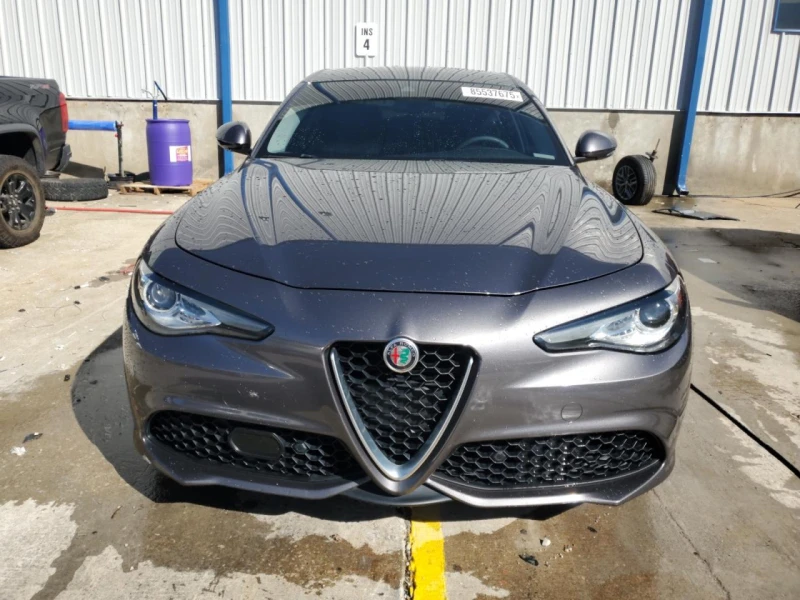 Alfa Romeo Giulia Ti * Възможност за Лизинг* , снимка 5 - Автомобили и джипове - 53034151