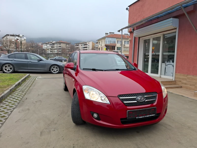 Kia Ceed, снимка 3 - Автомобили и джипове - 53440829
