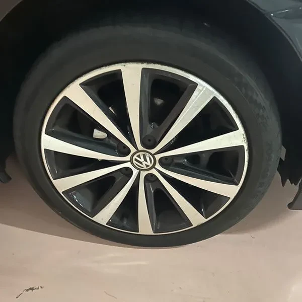 VW Polo R-Line Premium 5Th Generation, снимка 9 - Автомобили и джипове - 54969387