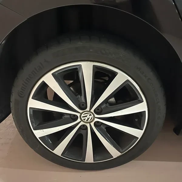 VW Polo R-Line Premium 5Th Generation, снимка 8 - Автомобили и джипове - 54969387
