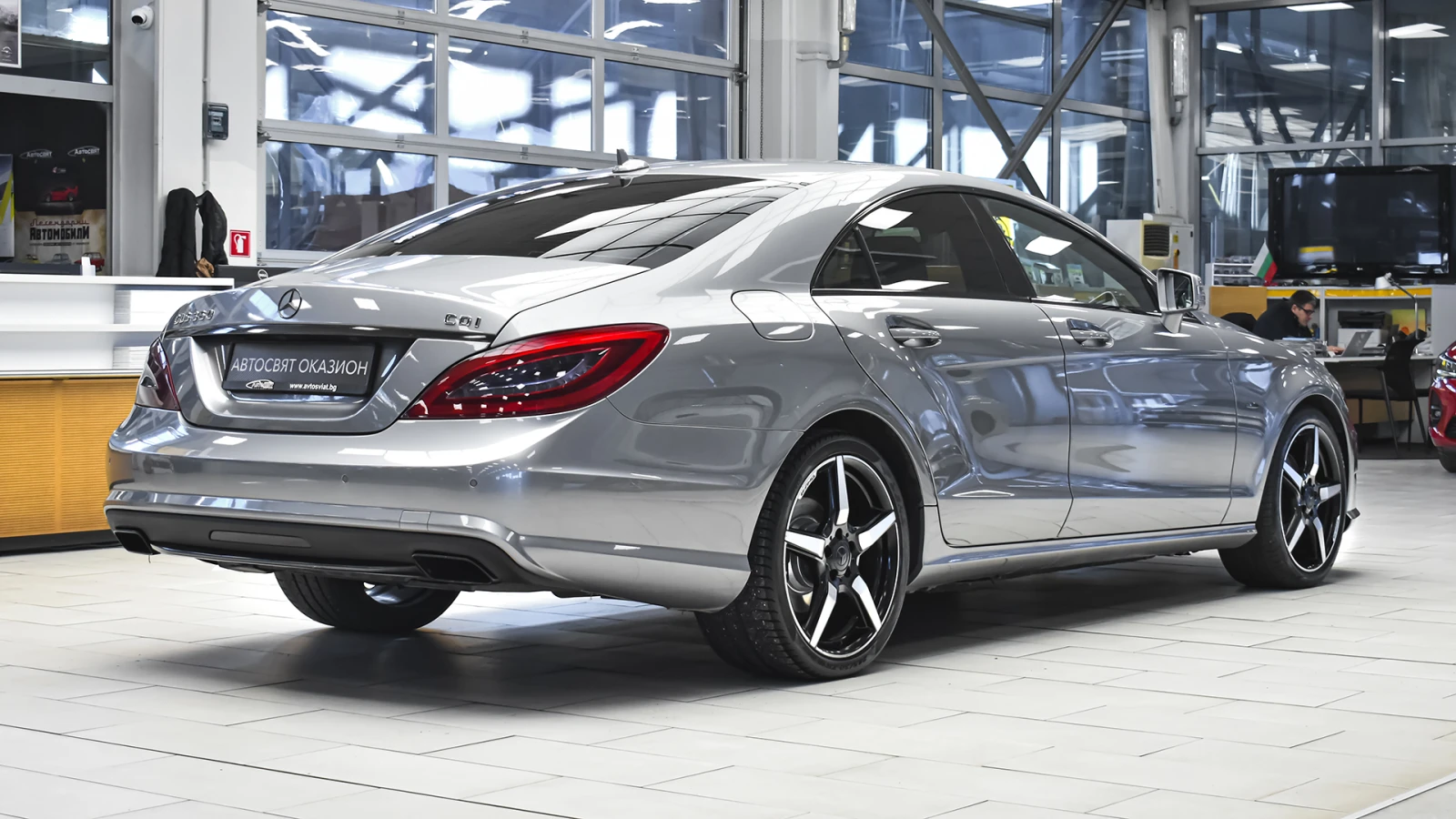 Mercedes-Benz CLS 350 CDI AMG Line BlueEFFICIENCY - изображение 6