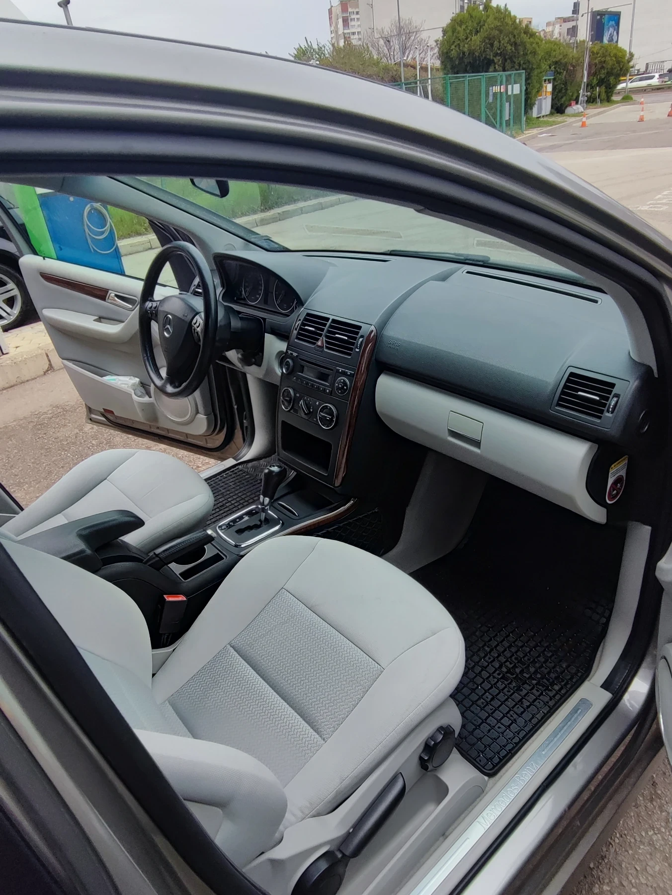 Mercedes-Benz 150  - изображение 6