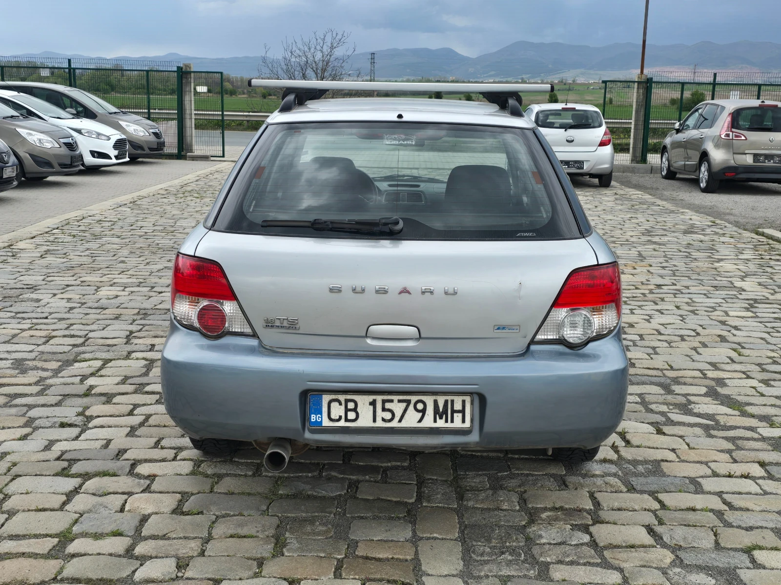 Subaru Impreza 1.6i 95 кс 4х4 РЕГИСТРИРАН - изображение 6